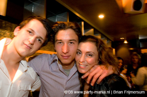 081101_057_spize_me_partymania