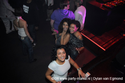 081102_035_sneakerz_partymania