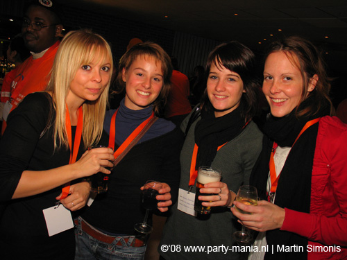 081108_033_dis2008_partymania