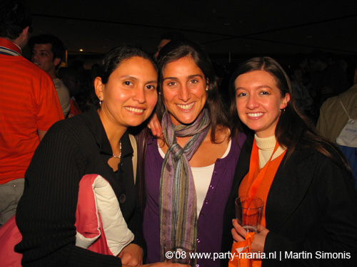 081108_070_dis2008_partymania