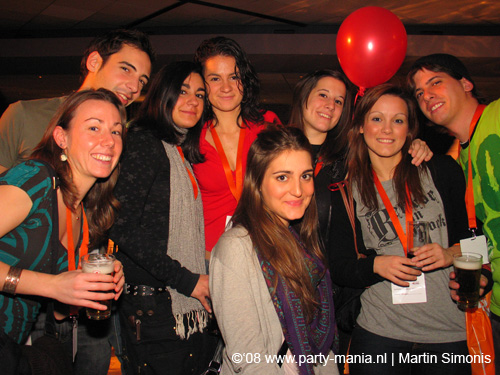 081108_071_dis2008_partymania