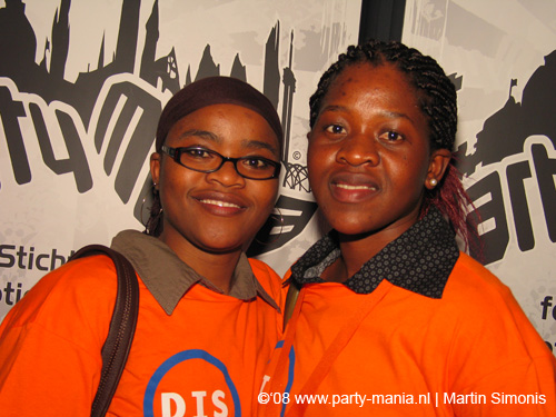 081108_096_dis2008_partymania