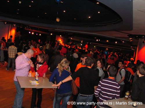 081108_101_dis2008_partymania