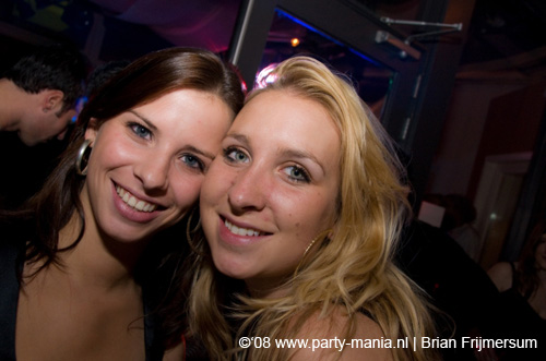 081108_032_le_paris_partymania