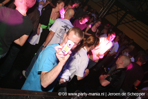 081114_152_radio_balans_partymania