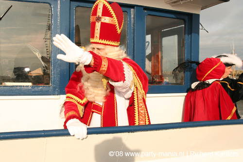 081115_058_intocht_sinterklaas_partymania