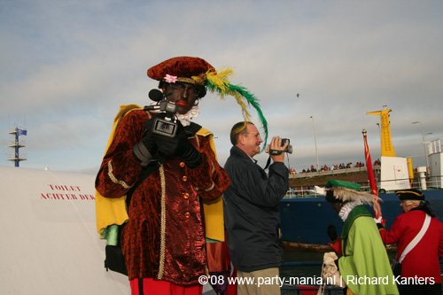 081115_077_intocht_sinterklaas_partymania