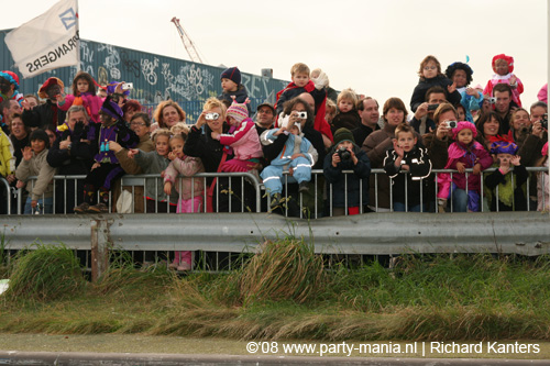 081115_083_intocht_sinterklaas_partymania