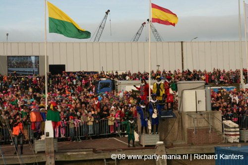 081115_100_intocht_sinterklaas_partymania