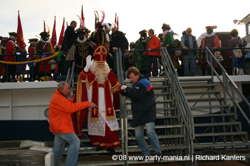 081115_105_intocht_sinterklaas_partymania