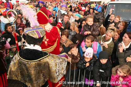 081115_115_intocht_sinterklaas_partymania