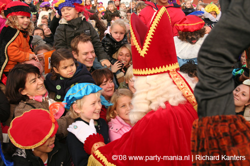 081115_116_intocht_sinterklaas_partymania