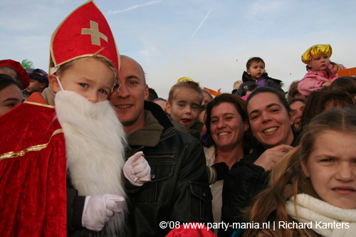 081115_122_intocht_sinterklaas_partymania