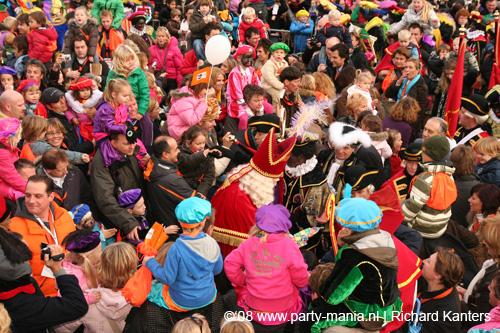 081115_135_intocht_sinterklaas_partymania