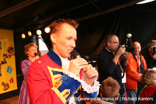 081115_136_intocht_sinterklaas_partymania