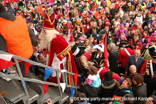 081115_138_intocht_sinterklaas_partymania