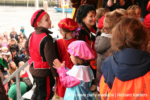 081115_145_intocht_sinterklaas_partymania