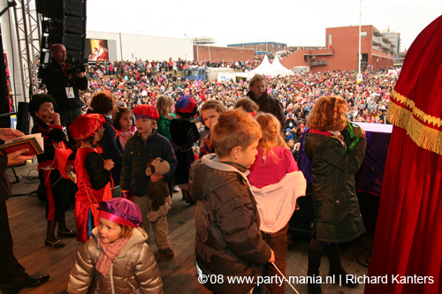 081115_152_intocht_sinterklaas_partymania