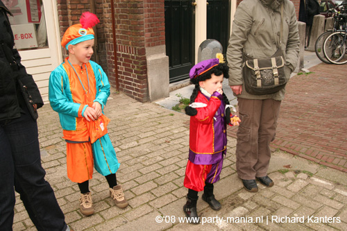 081115_192_intocht_sinterklaas_partymania