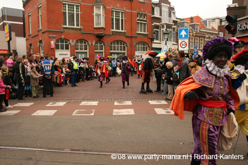 081115_195_intocht_sinterklaas_partymania