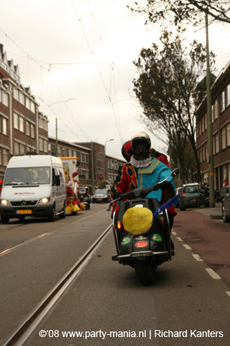 081115_201_intocht_sinterklaas_partymania