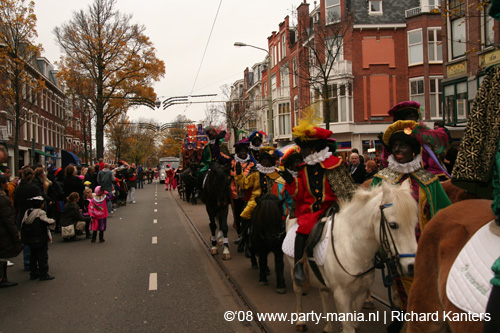 081115_214_intocht_sinterklaas_partymania