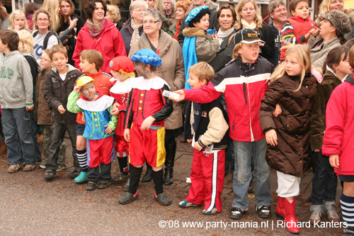 081115_219_intocht_sinterklaas_partymania