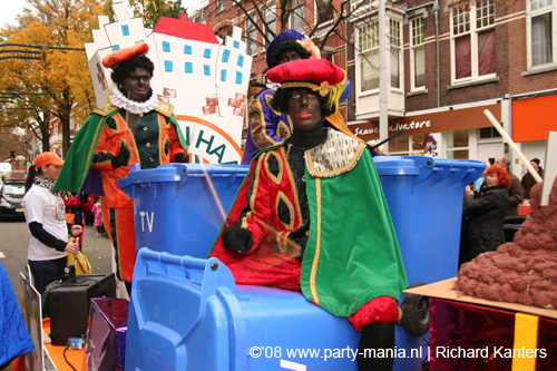 081115_224_intocht_sinterklaas_partymania