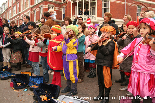 081115_230_intocht_sinterklaas_partymania