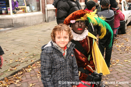 081115_242_intocht_sinterklaas_partymania