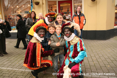 081115_262_intocht_sinterklaas_partymania