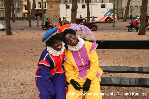 081115_275_intocht_sinterklaas_partymania