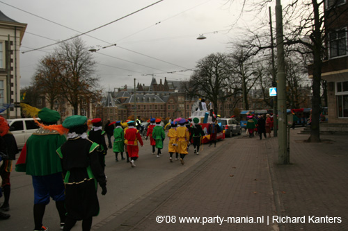 081115_278_intocht_sinterklaas_partymania