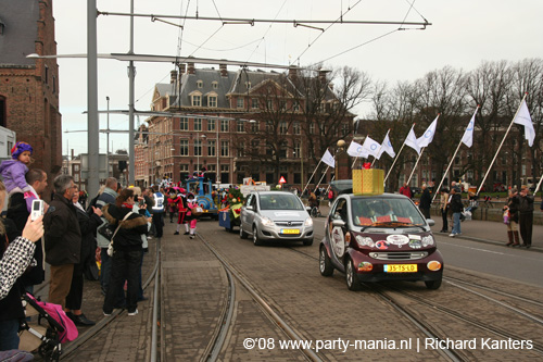 081115_282_intocht_sinterklaas_partymania