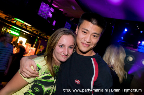 081115_036_stug_partymania