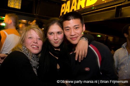 081115_073_stug_partymania