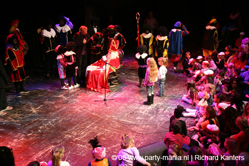 081122_062_haags_sinterklaas_feest_partymania