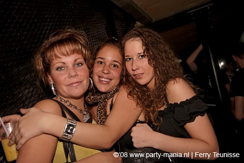 081129_038_billytheklit_partymania