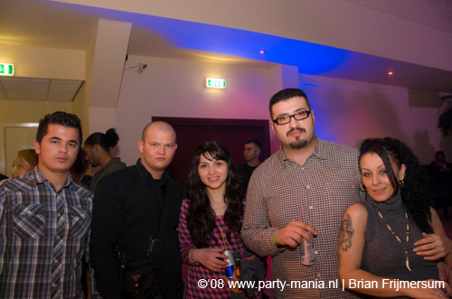 081129_058_leclub_partymania