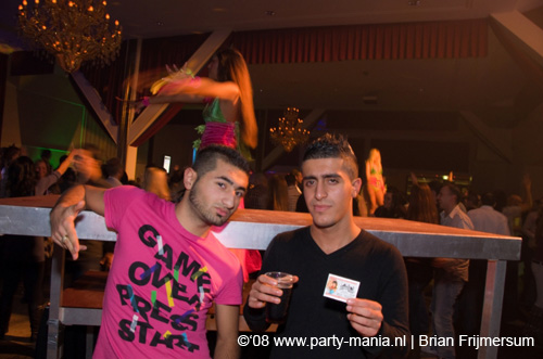 081129_060_leclub_partymania