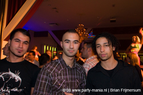 081129_062_leclub_partymania