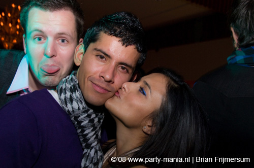 081129_098_leclub_partymania