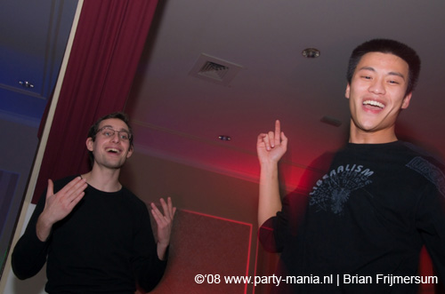 081129_099_leclub_partymania