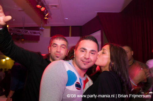 081129_126_leclub_partymania