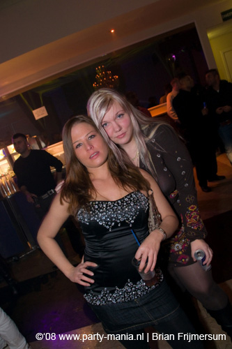 081129_130_leclub_partymania