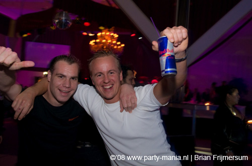 081129_148_leclub_partymania