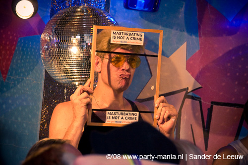 081130_048_glitterclub_partymania