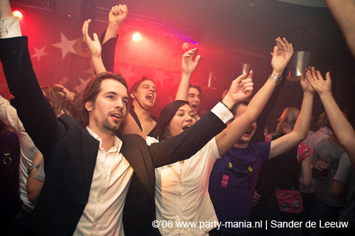 081130_075_glitterclub_partymania