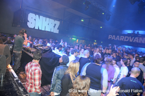 081207_045_sneakerz_partymania