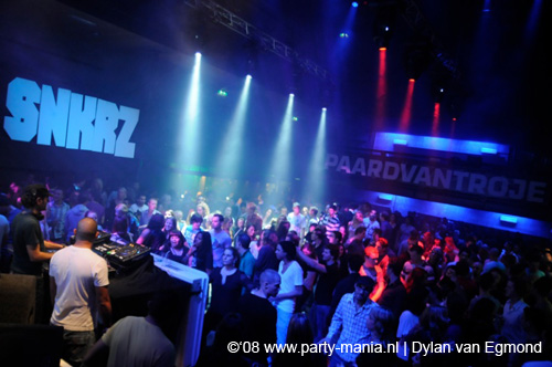 081207_074_sneakerz_partymania